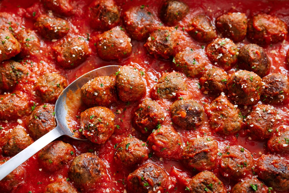 ImpossibleFoods's tweet photo. We're honored to be a FABI award recipient for our #ImpossibleMeatballs alongside the many companies that are innovating the future of the food and beverage industry.
Up next? More creative, inventive, and delicious meat. https://t.co/sWLDhwHUPo