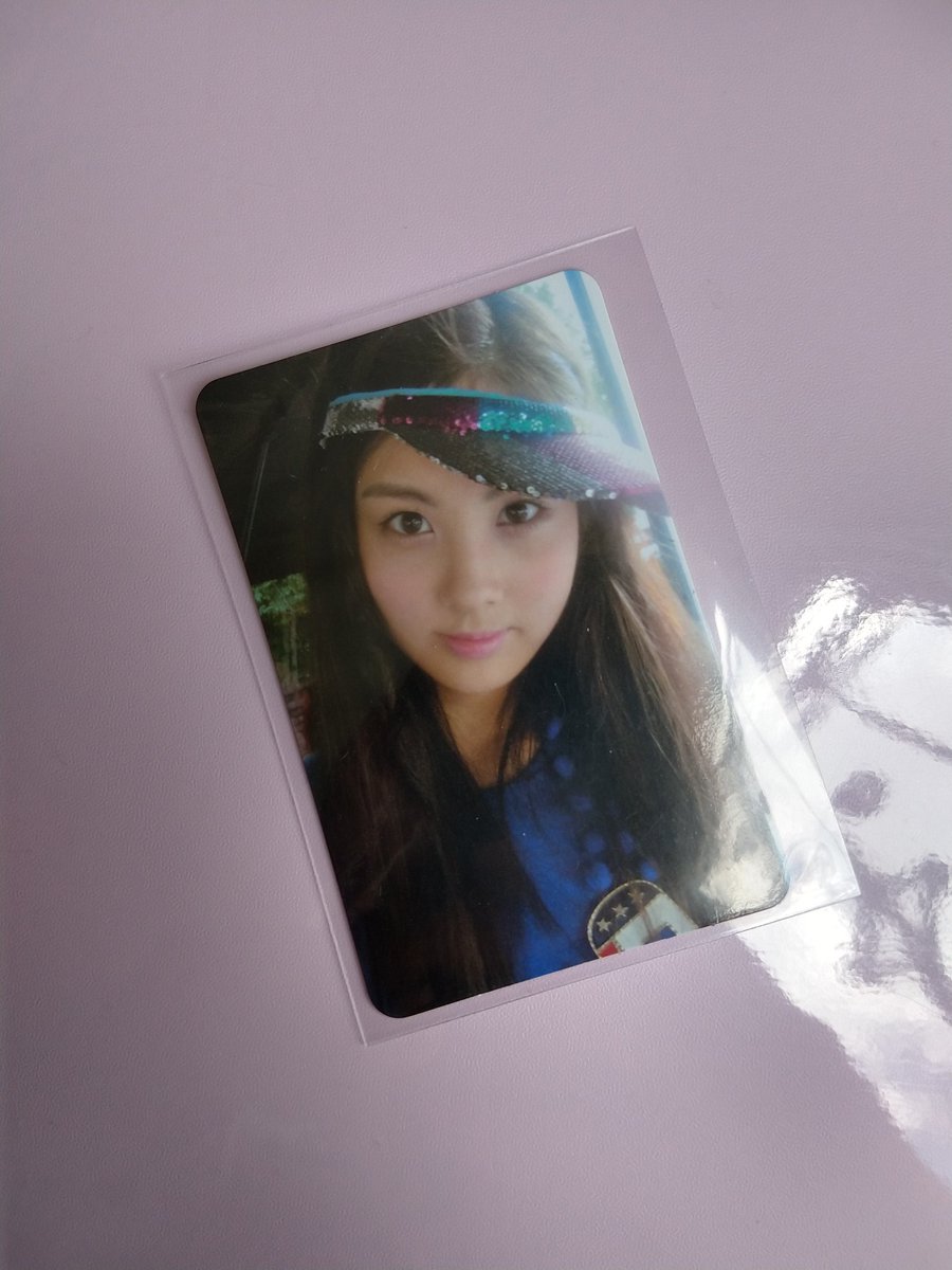 10Guizar's tweet photo. Emocionada de tener una photocard de la era Oh! 🤧❤️ https://t.co/w7fnbwJtKM