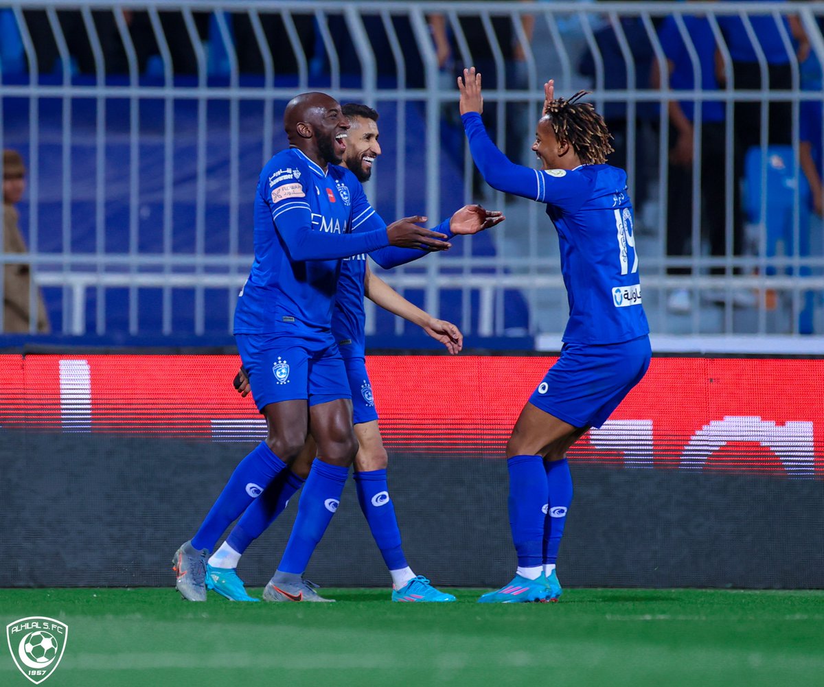 Alhilal_FC's tweet photo. ✈️ وإلى النقطة 49.. ودّيني 😍💙

#الهلال https://t.co/yuW4sNNeTf