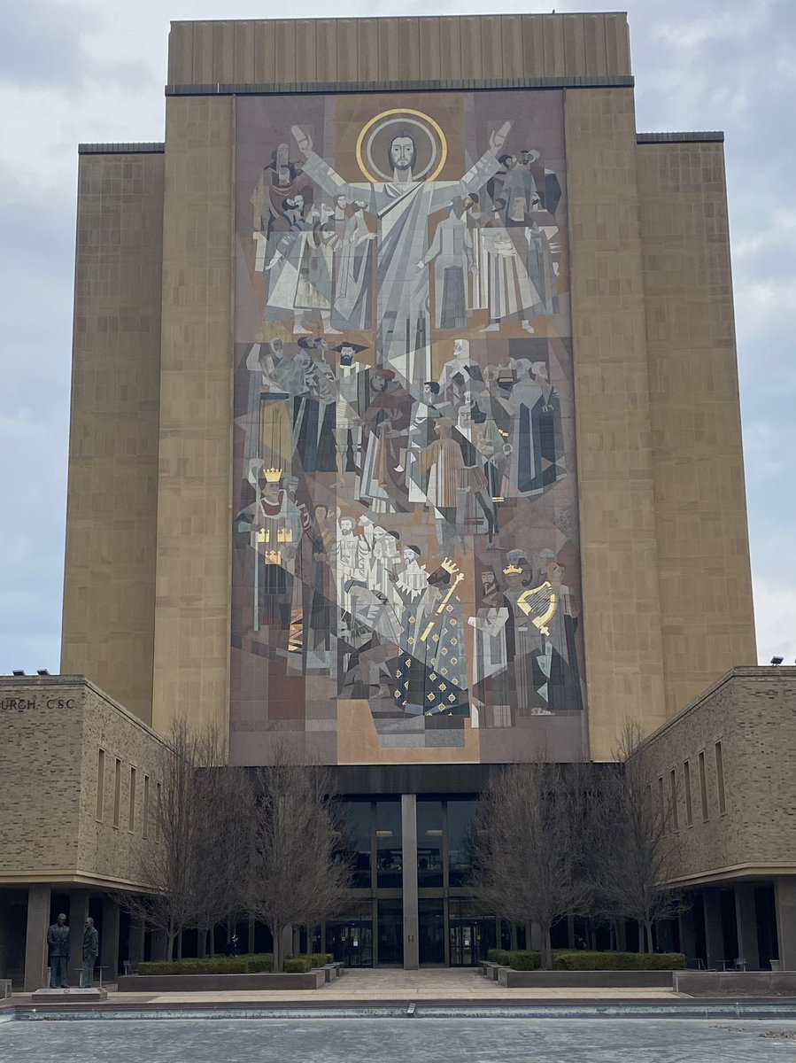 JoeBePositive's tweet image. Always an honor to speak @NotreDame , the school where Andrew dreamed of playing baseball &amp;amp; soccer. Among the ND icons, my clear favorite is the Grotto. Thanks, Irish, for helping @BePositiveFdn fight #ChildhoodCancer.
