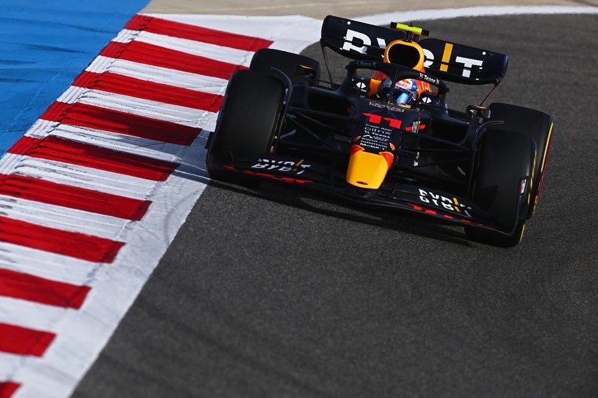 SChecoPerez's tweet photo. All set for the first qualy of the year!💪

¡Todo listo para la primera “qualy” del año! #BahrainGP https://t.co/ayKzmI6Qx8