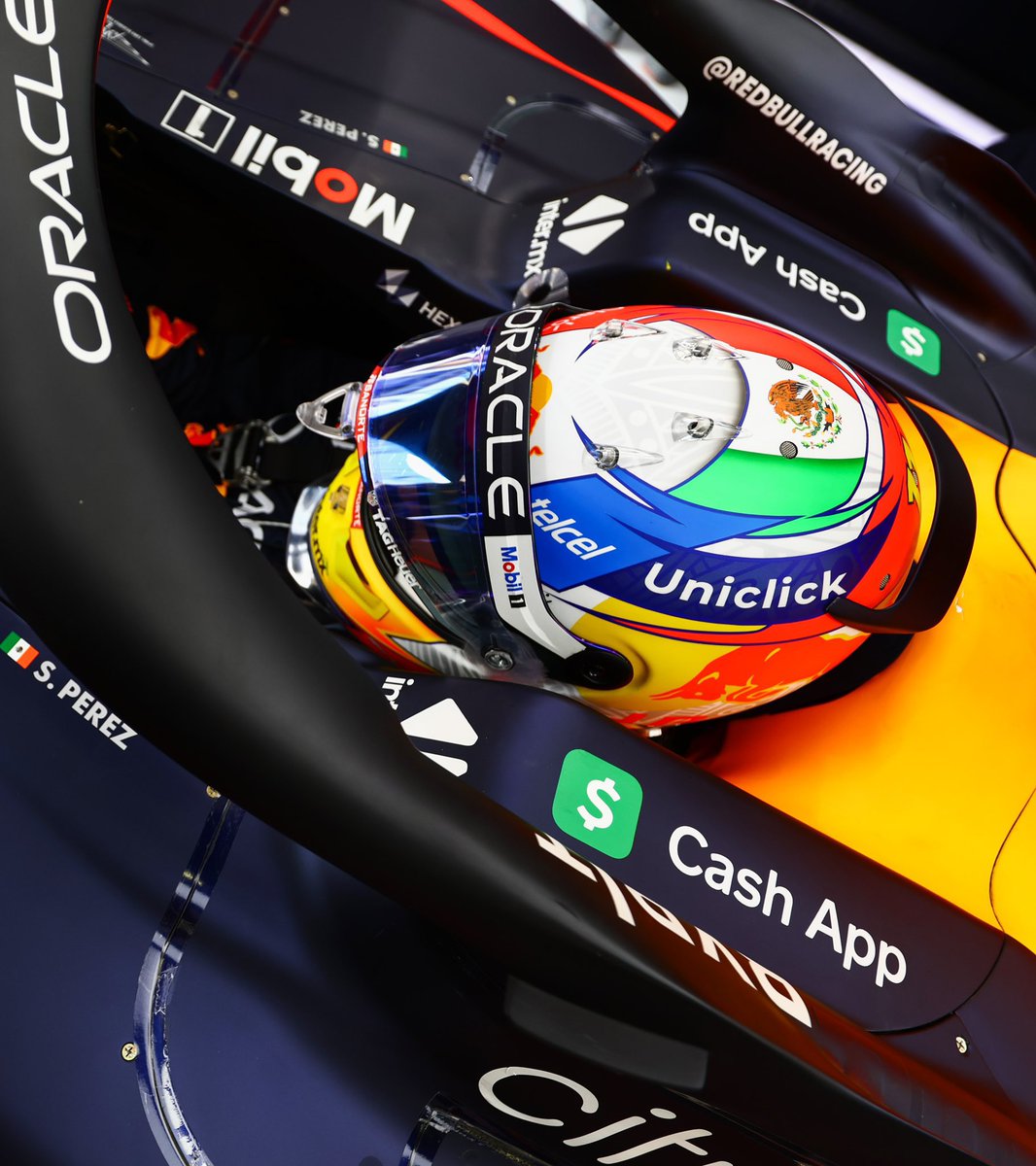 SChecoPerez's tweet photo. All set for the first qualy of the year!💪

¡Todo listo para la primera “qualy” del año! #BahrainGP https://t.co/ayKzmI6Qx8