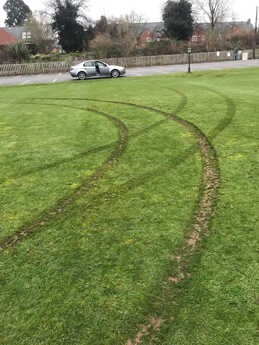 Nick Pepper (@nickpep98) on Twitter photo Away on a week holiday before the season kicks off and this happens overnight 🤦♂️……gutted <a href="/StratfordCric/">Stratford Cricket Club</a> <a href="/stratfordsport/">Stratford Sports Club</a> <a href="/Darrenlees84/">Darren lees</a> Away on a week holiday before the season kicks off and this happens overnight 🤦♂️……gutted <a href="/StratfordCric/">Stratford Cricket Club</a> <a href="/stratfordsport/">Stratford Sports Club</a> <a href="/Darrenlees84/">Darren lees</a>