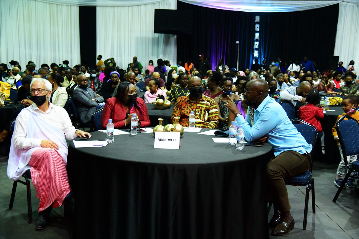 Rwanda_Edu's tweet photo. This evening, Hon. @Dr_Uwamariya was the Guest of Honour at the celebration of Rwandan Heritage 
with “Igitaramo: Izuba ry’Amahoro” organised by @GHA_rwanda. The audience was delighted to see GHA learners' various talents &amp; performance of  Rwandan cultural songs &amp; dances. #Umuco https://t.co/K1mWelKc41