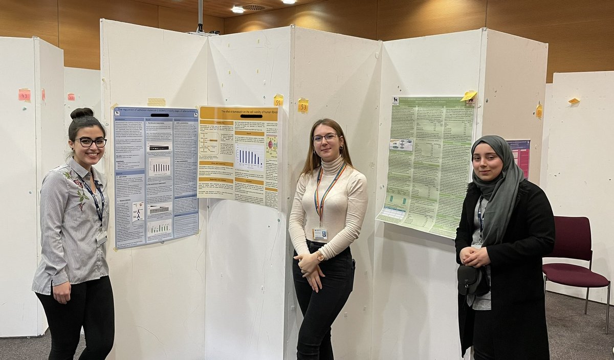 TheAandPGuy's tweet photo. Well done to Rebeca, Hyrisiyana and Fatima for being awarded prizes for being judged to have the best posters 👍🏻 https://t.co/59HOcEiYTr
