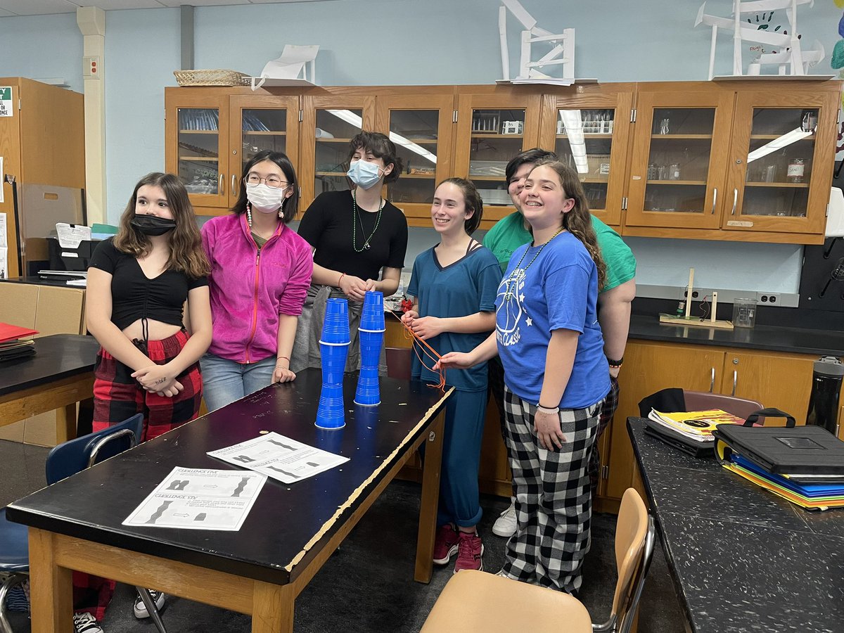 abmichalek's tweet photo. We ended spirit week on a high note with mix it up day! From a team building cup stacking challenge to a class war rock, paper, scissors tournament it was such a success! So proud of my 3rd period class for bringing home the win for house 2! @ms_woodland #middleschool #mixitup https://t.co/HyWANkZjcc