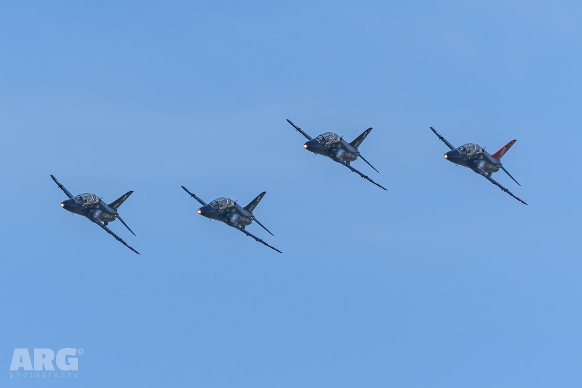 arg_photography's tweet photo. A sad day at 
@RAF_Leeming
  as 100 Squadron flew their final aggressor sorties. I was lucky enough to catch them returning from this morning's 4 ship sortie when they completed a pair of formation passes over the airfield. 
@RoyalAirForce #RAFLeeming #100Sdn https://t.co/N9IWo03bfq