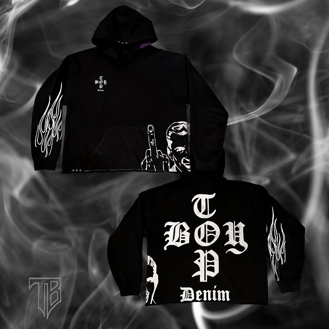 damareyon's tweet photo. https://t.co/HhVnBPfx7q Site Is Now Live!! Follow @topboy_co on IG!! https://t.co/JrWif2R8sI