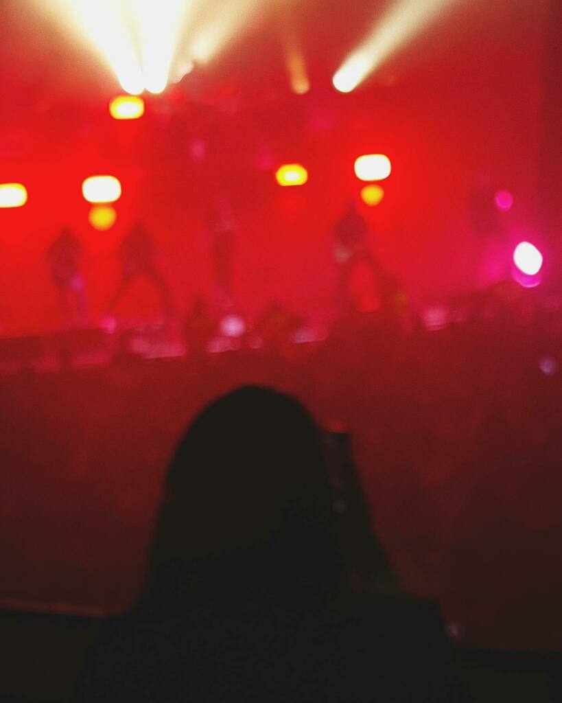 Funeral from afar 🤘 instagr.am/p/CbQglwtrn2W/