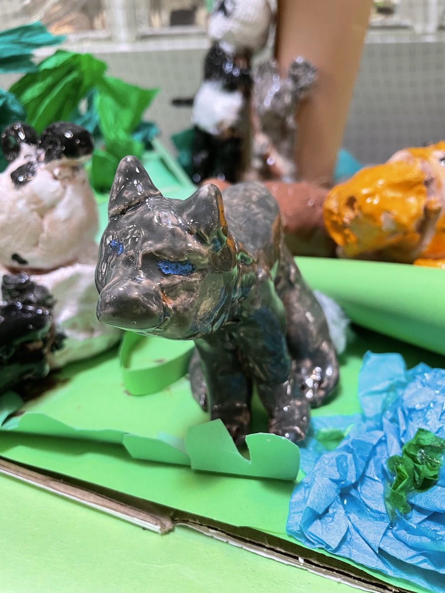 GREArtPics's tweet photo. 3rd Grade’s Endangered Species are finally out on display! The mountain/forest is looking great! https://t.co/tcmkIMGH8F