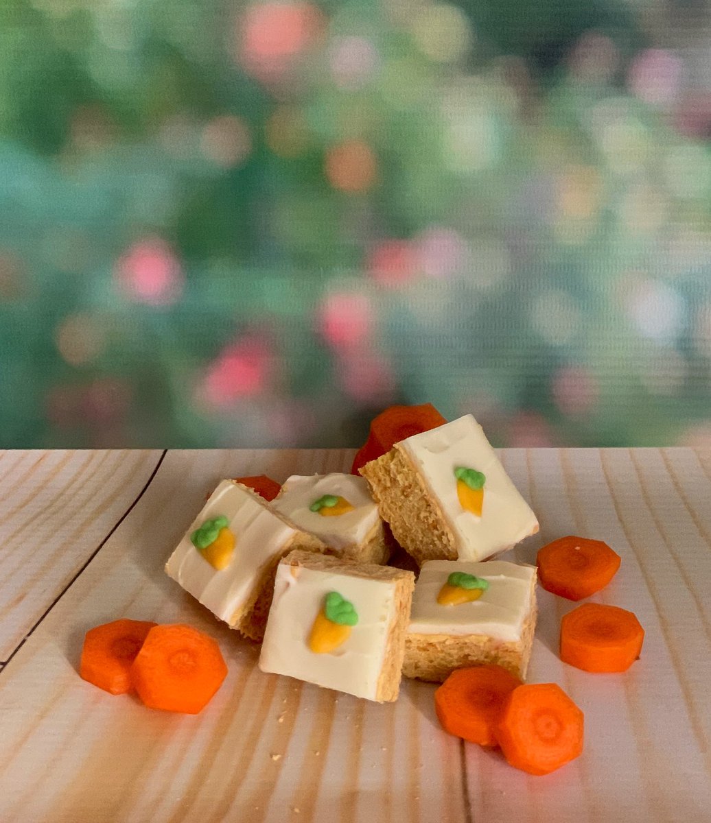 Our Easter Range went live today!! 😋

Go check it out, we have oodles of Easter goodies available!

scrubysnax.com/seasonal

#dogsoftwitter #twitterdogcommunity #smallbusiness