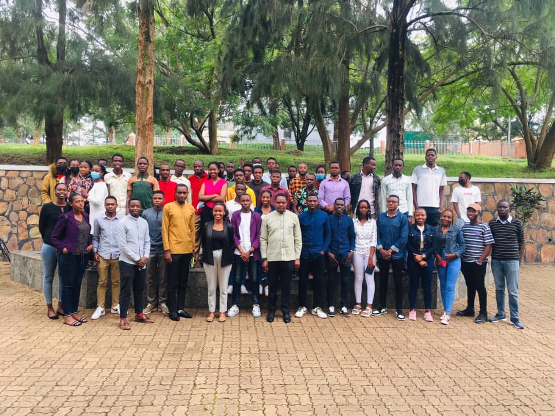 Rwandachemists's tweet photo. Today the association held the annual general assembly. The achievements of the past years was presented while preparing for future activities. The new elected commuttee was also introduced to the members.
Our chemistry our value https://t.co/zIqytjRap6