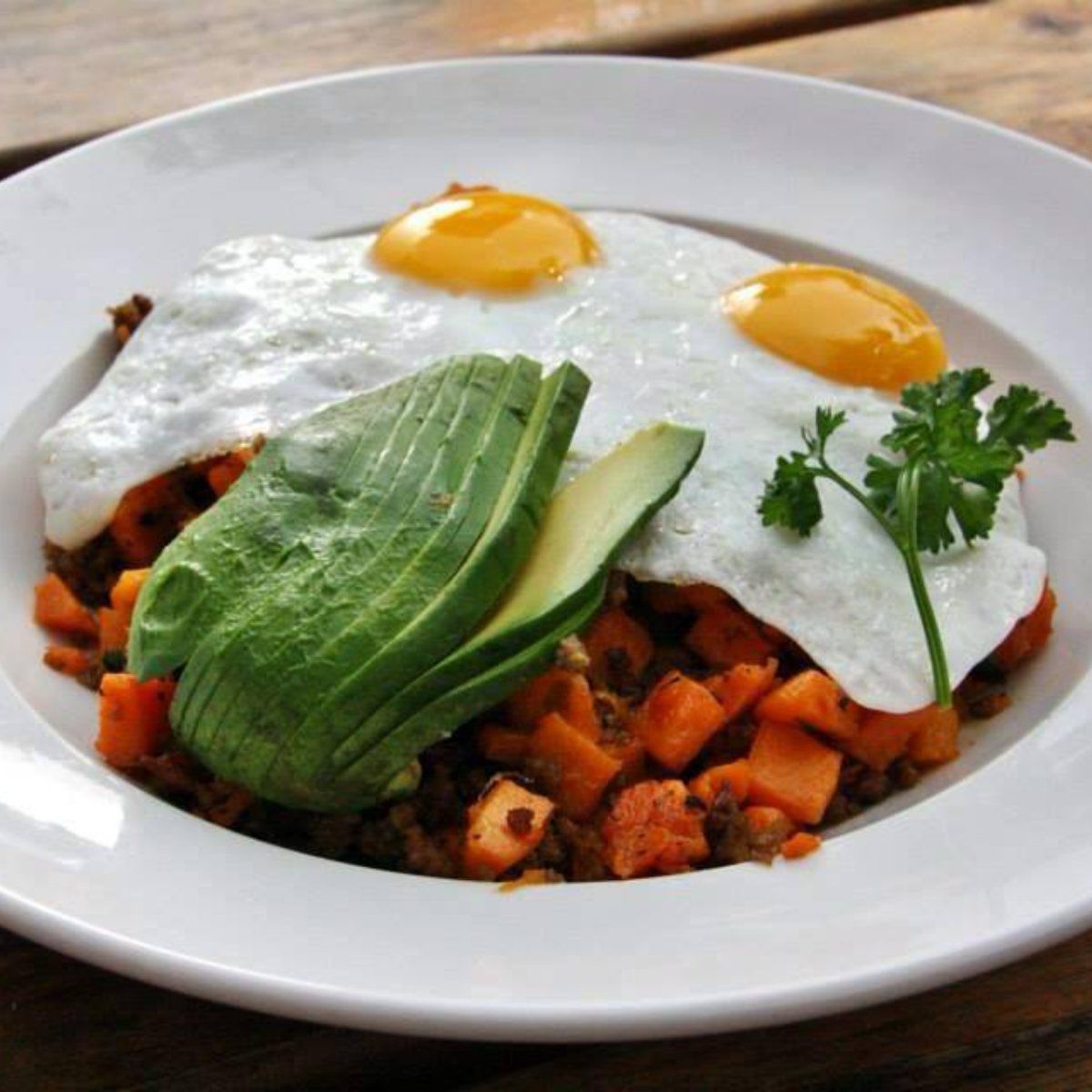 CompanyCafeDFW's tweet photo. Our passion for gluten-free eating lets us create delicious options like this for our community to enjoy. https://t.co/MypgnE9O50