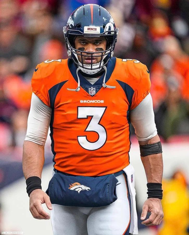 SaltyBuc91's tweet photo. TOM BRADY CAME BACK AND THEY ALL PICKED AFC 🤣🤣🤣🤣 https://t.co/sPXm7CRgYJ