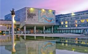ali_naka's tweet photo. This is the Patrice Lumumba University in Moscow, established in 1960 which has produced African leaders like Former Namibia President Hifikepunye Pohamba #KnowYourHistory https://t.co/qjWWtJrXoO
