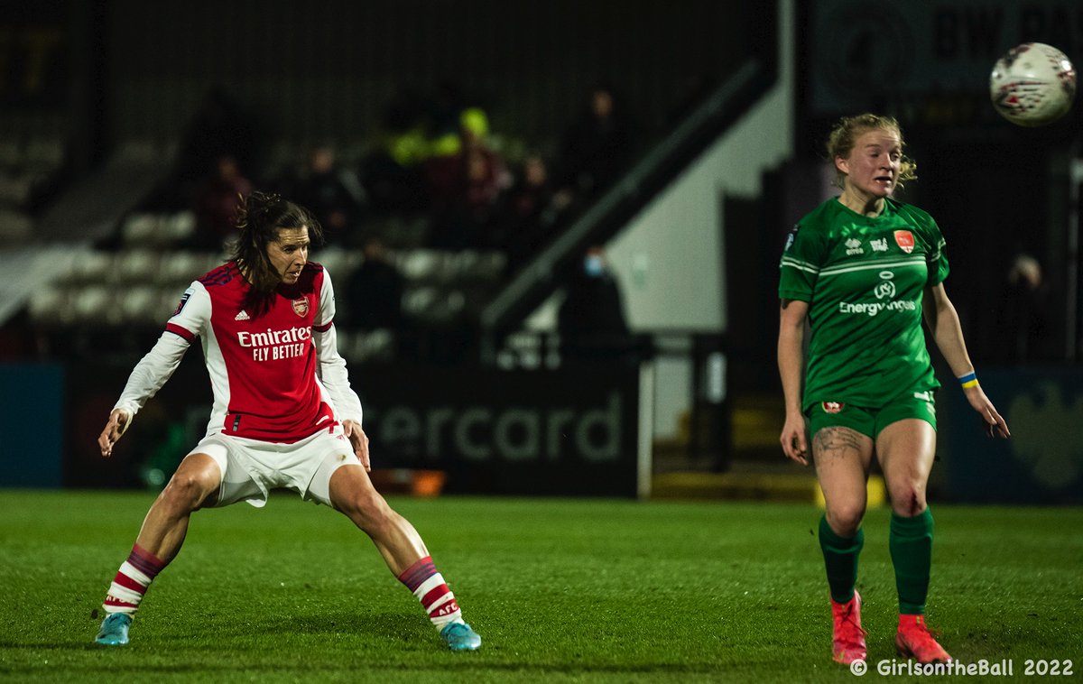 GirlsontheBall's tweet photo. 📸 So action shots under the lights!

3-0 | #ARSCOV | #WomensFACup | #GOTBLive https://t.co/bCnCJKrBCl