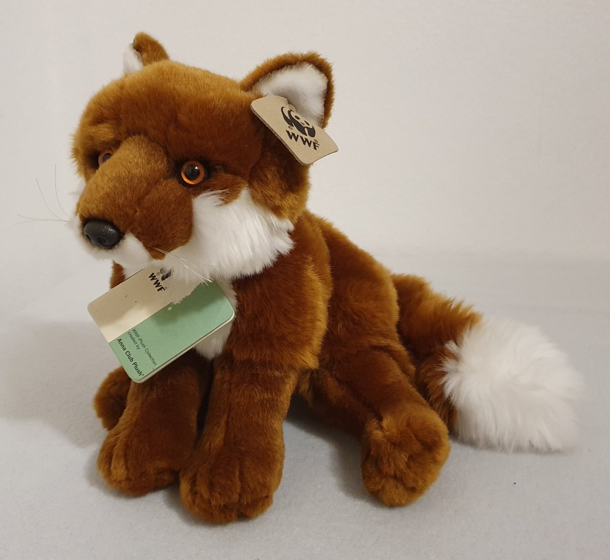 1000Room's tweet photo. Another #WWF #AnnaClubPlush Fox. He is about 25cm. https://t.co/rf22gpSxuY