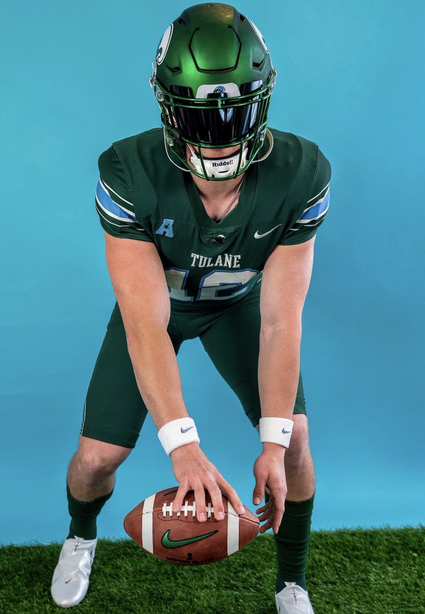 Jackson_Gilkey's tweet photo. Tulane University #RollWave 🔵🟢🌊
@CoachWEFritz @CoachBoda6 @wesley_fritz https://t.co/CiwbUDX9Te
