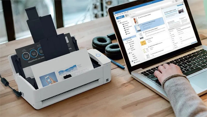 pascalparole's tweet photo. Test du ScanSnap #iX1300, un scanner pro ultra-compact et performant https://t.co/cNDK4TWwiL https://t.co/DXFom77hjG