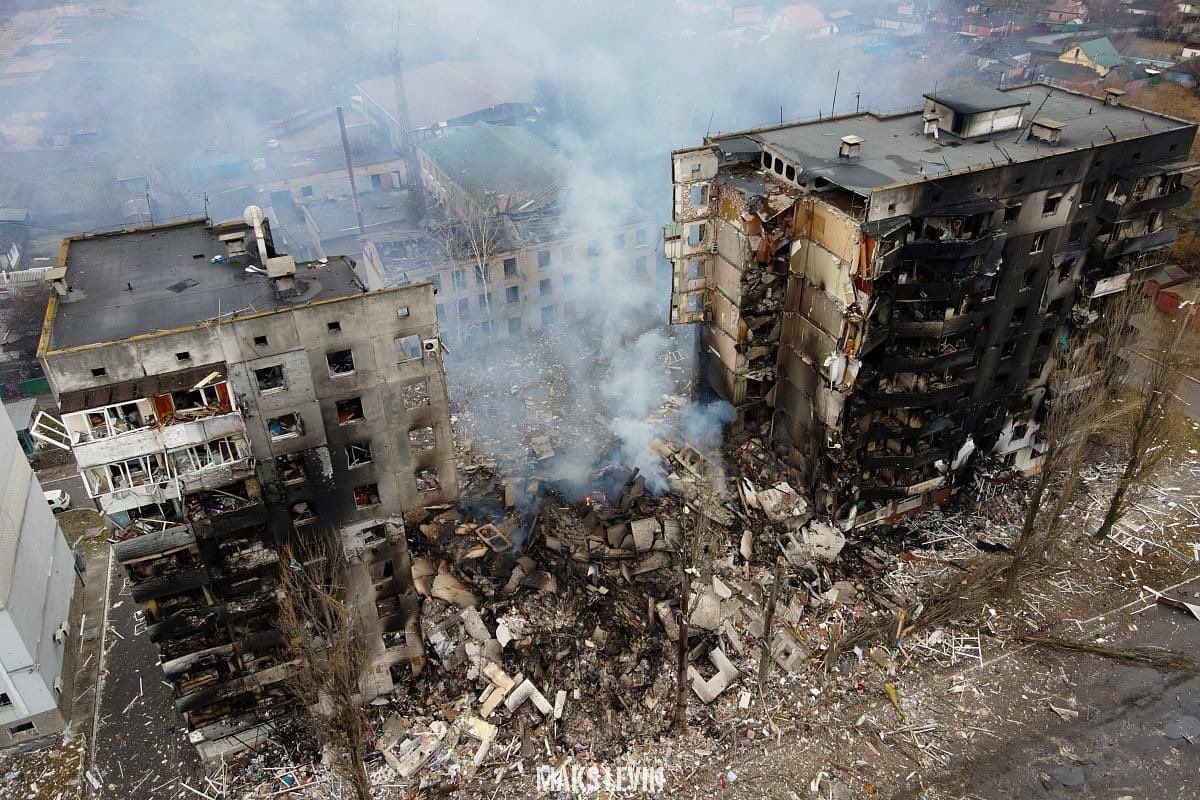 Mykhailova_A's tweet photo. For 23 days we are continuously protecting our land. 23 days ago every Ukrainian had taken arms to protect their country. 23 days of total obliteration of russian invaders. https://t.co/97BYH2pweO