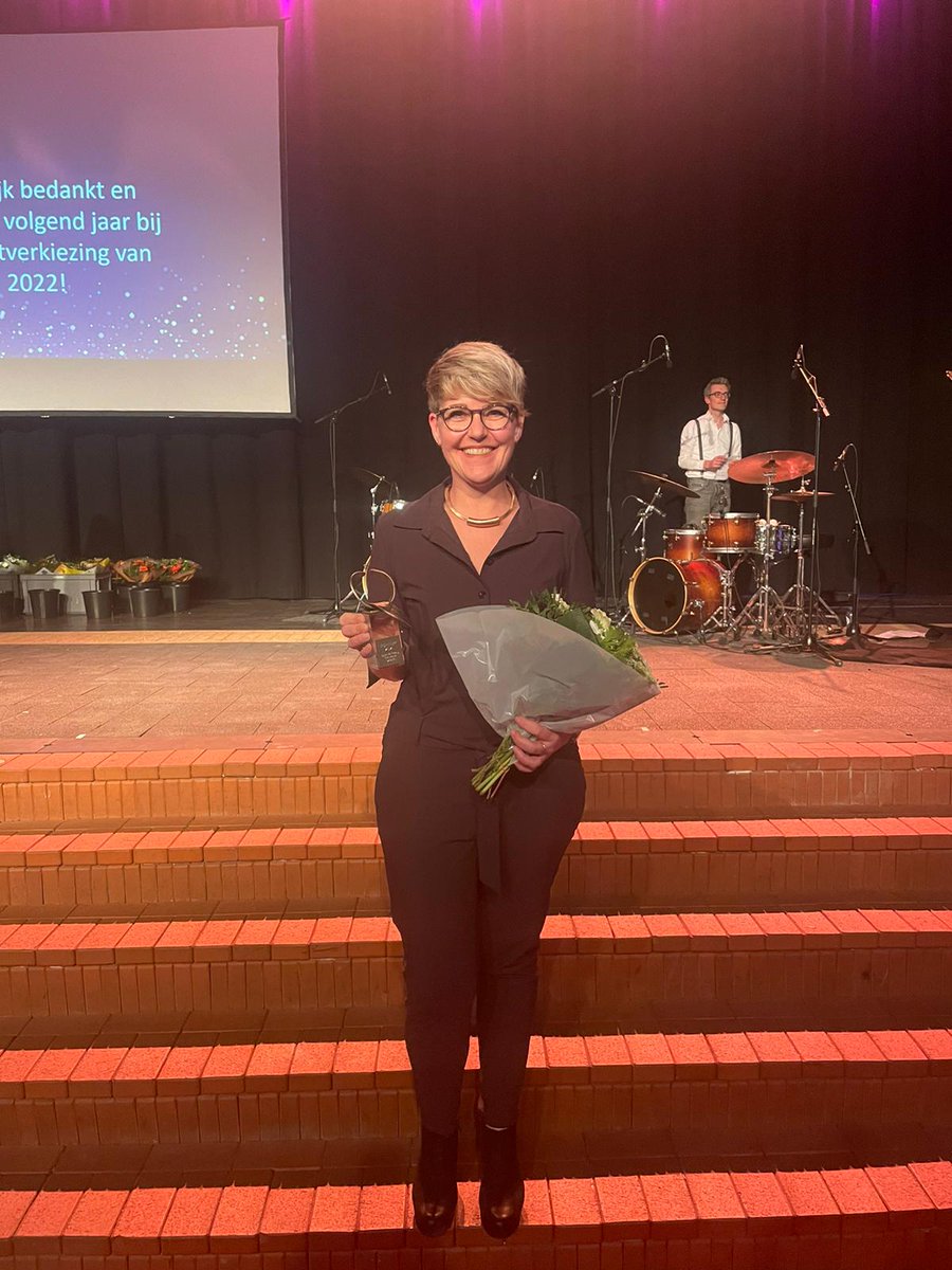 Wilma Niekamp vrijwilligster van het jaar gemeente Dronten