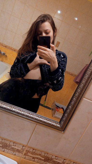 Passersby were looking at me As if they could erase  Baby did you forget to take your meds? Btw this<a href="/tag/nowar"class="tags"><span>#nowar</span></a>