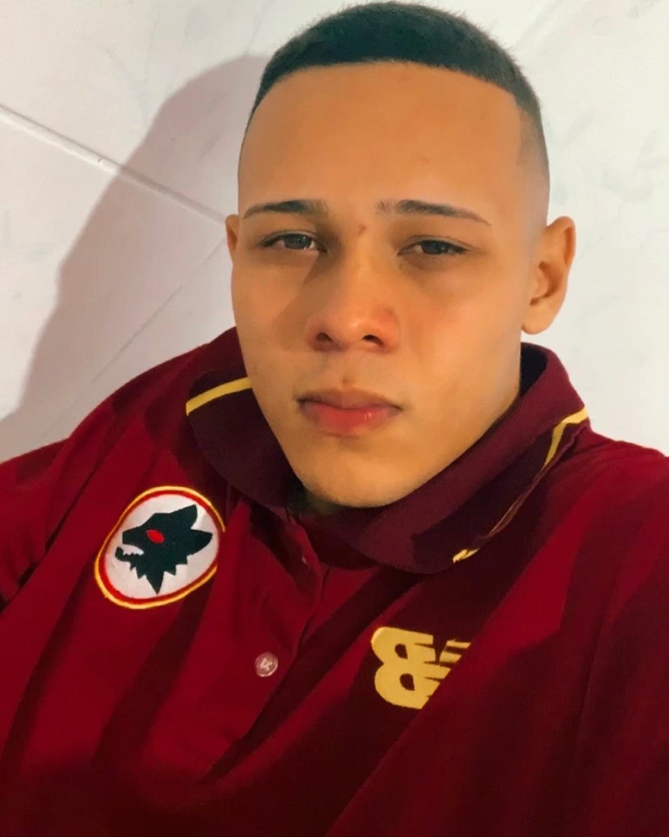 leonansantos_9's tweet photo. https://t.co/gqq0BFgU0W