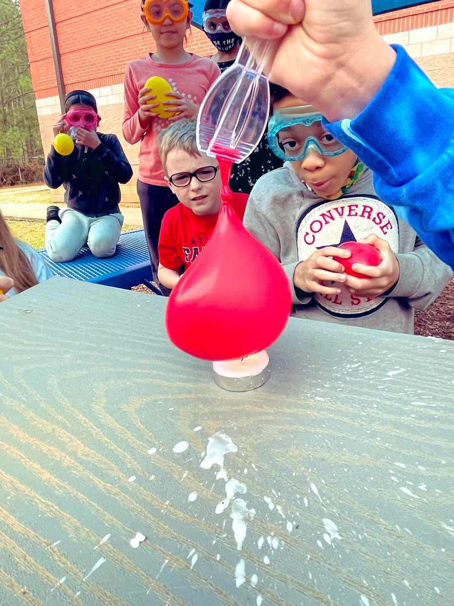 PowellinPrimary's tweet photo. This week we explored 3 sources of heat energy- the sun, friction, and burning.  

I am hoping for lots of sunshine ☀️ for next week’s experiments! 🤞🏾#heatunit #thirdgrade #sbcebobcats 

@lindsaymkyle We didn’t burn the school down! 🔥 https://t.co/8mxoPrejle