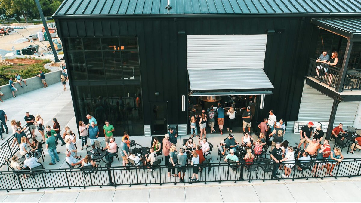 Patio season… we are dreaming of you ☀️🥃

#Logstilldistillery #patioseason #kentuckybourbon #Bourbontrail  #cheers #craftdisitllery #visitbardstown #kentucky #travelky