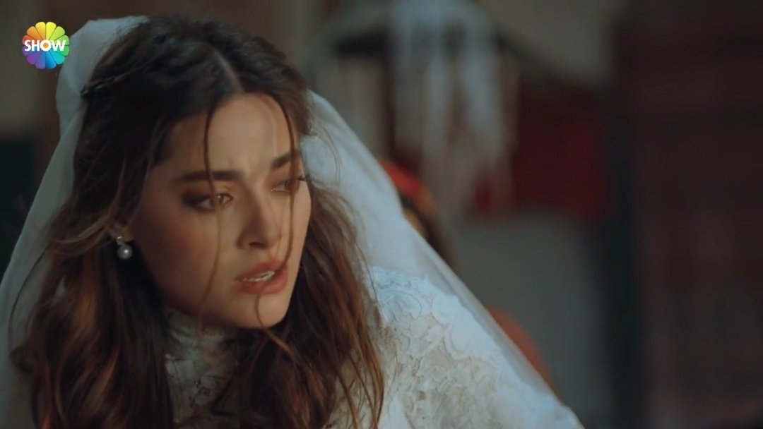elegantpoints's tweet photo. Azizin efnan iyi mi diye bakması 😭 

#Aziz • #AzEf https://t.co/AFRqmEAhnc
