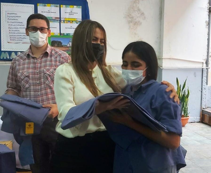 DecutRojas's tweet photo. Feliz junto al equipo de Educación Técnica y el presidente del CGE, @jalbertogalarza en la visita y entrega de recursos a la EPET N°2, una  comunidad educativa  inspirada en la educación disruptiva, puro talento, creatividad y cultura hacedora. https://t.co/JM9cSVFhO3