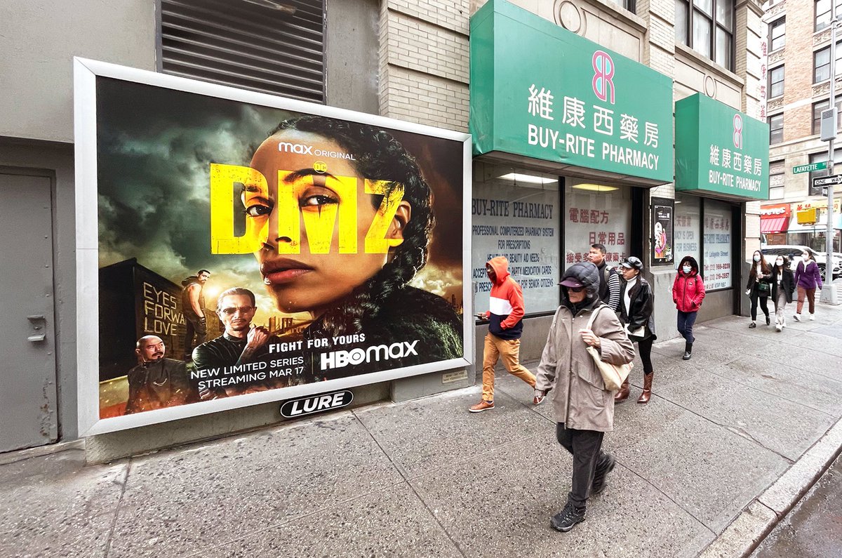 LureOutdoor's tweet photo. #weekend watching #ooh #nyc https://t.co/Y4D7likW3U