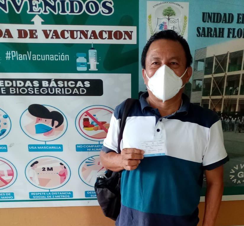Salud_Guayas's tweet photo. #DileSíALaVacuna | "Yo cuido mucho mi salud, siempre ando con mi mascarilla. Para sentirme más seguro es importante la #VacunaCOVID19 y hoy en la Unidad Educativa #SarahFlor recibí mi dosis de refuerzo", expresó Carlos Molina.
#VacunadosEstamosSeguros https://t.co/GAFNnAnjJV