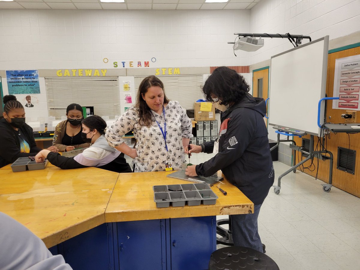 Ms. Buck tweet media