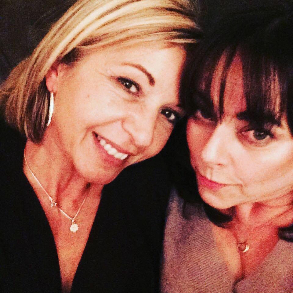 lizzieloos's tweet photo. Heaven gained an 👼🏻 too soon today 💔 heartbroken. So many more memories we should’ve been making. Always have a piece of my heart Josie #rip #fyoucancer https://t.co/GJ1qP1ZU9k
