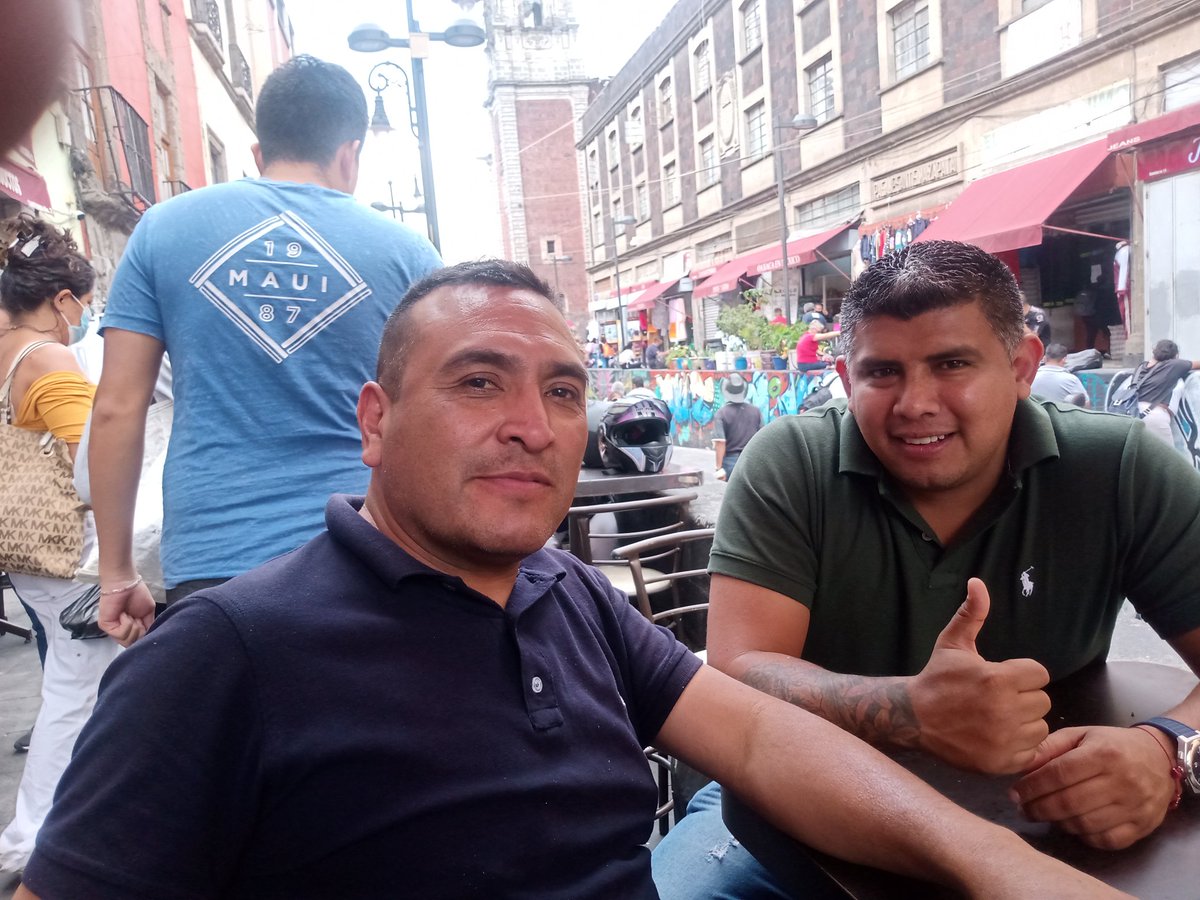 16Corneador's tweet photo. @tamyenriquesw Somos dos singles disponibles.... https://t.co/P8sqk4mubI