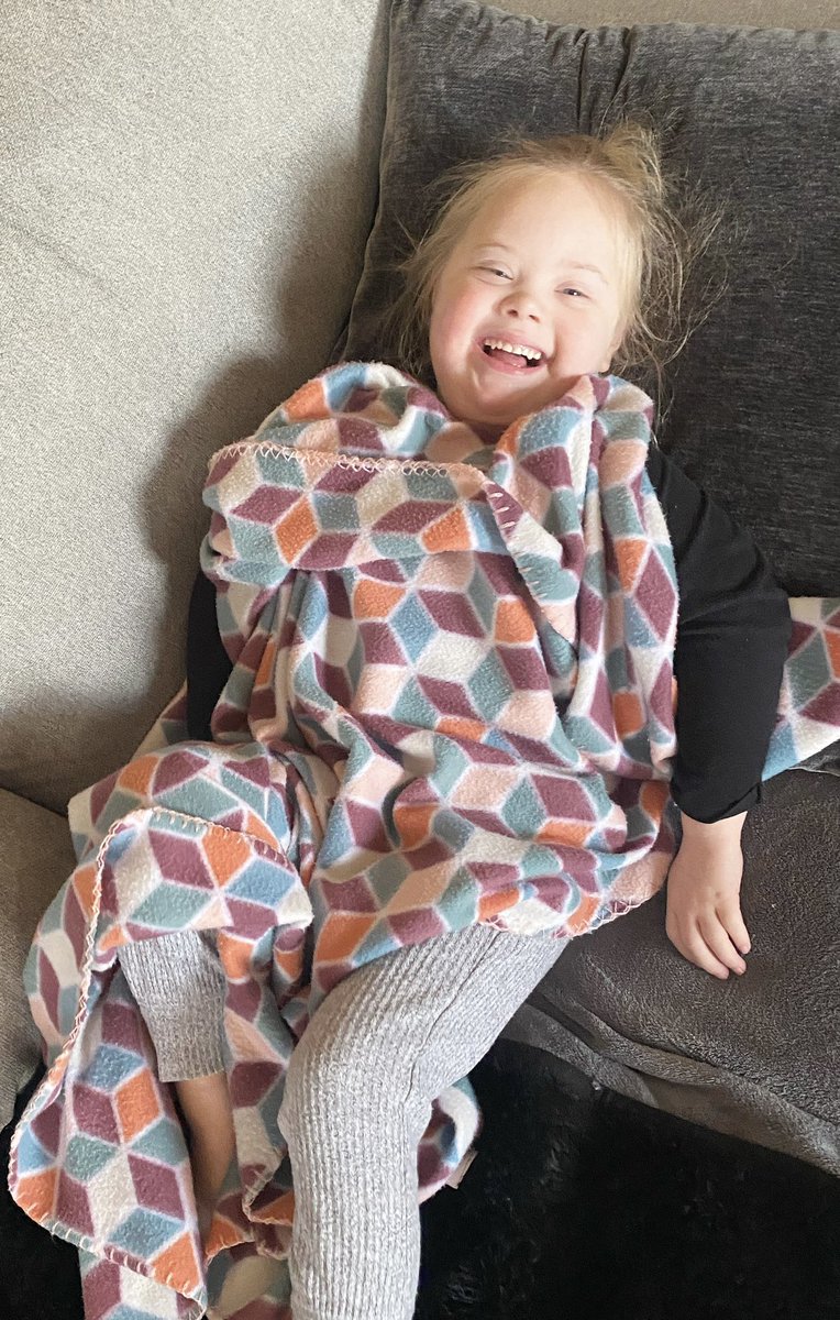 megan_whitmer's tweet photo. 🧦💙💛 3/21 IS RIGHT AROUND THE CORNER! 3/21 is World Down Syndrome Day!The chromosomes look like colorful socks, which is how wearing crazy socks to celebrate came about! Get your socks, post your pics, and tag us on MONDAY so we can show Kodi all the love and support from you! https://t.co/xk6ZBNoMqX