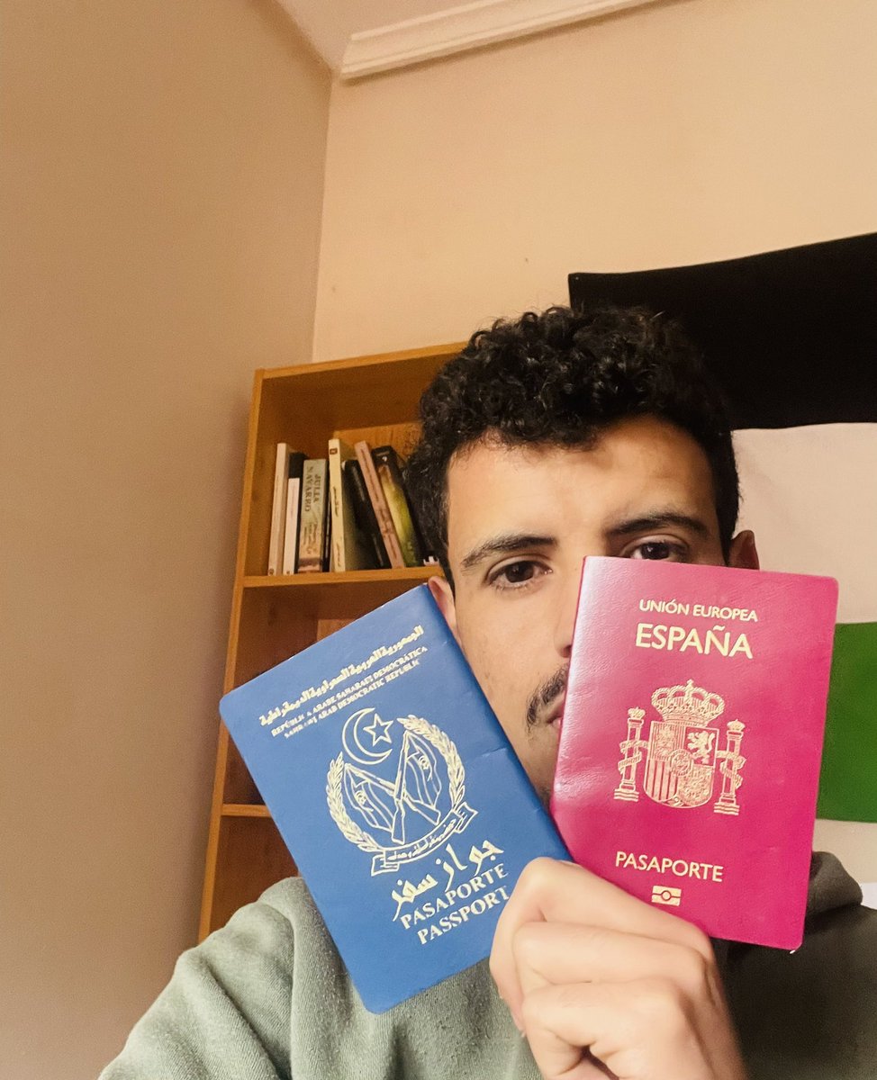 Tengo la nacionalidad saharaui por nacimiento y la nacionalidad española por origen, Sánchez me acaba de despojar de ambas al decir que lo más ideal para los saharauis es ser “una autonomía de Marruecos”.