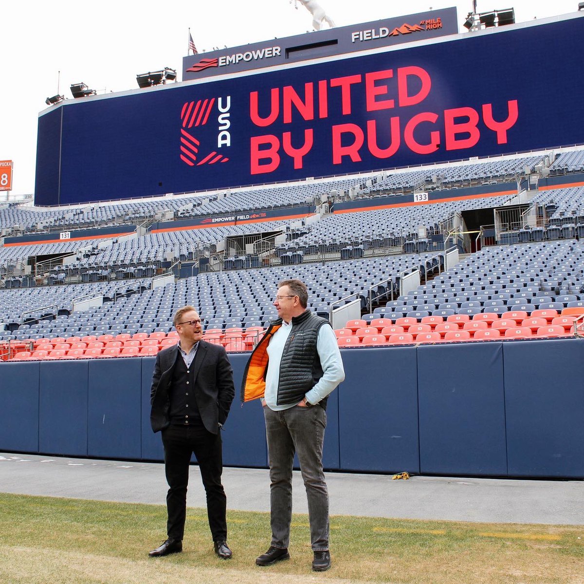 World Rugby and <a href="/USRugbyWC/">USA Rugby World Cup Bid</a> field trip to candidate stadium, Empower Field at Mile High 🏟