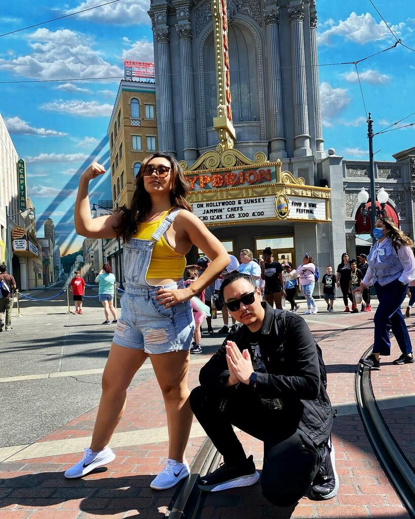 CyrusSoliman's tweet photo. Gru &amp; Minion AKA me &amp; my cousin @dana_soliman #minionstyle #kingcyrussoliman https://t.co/kiZ9aMNboe https://t.co/xHlDgj8H1E