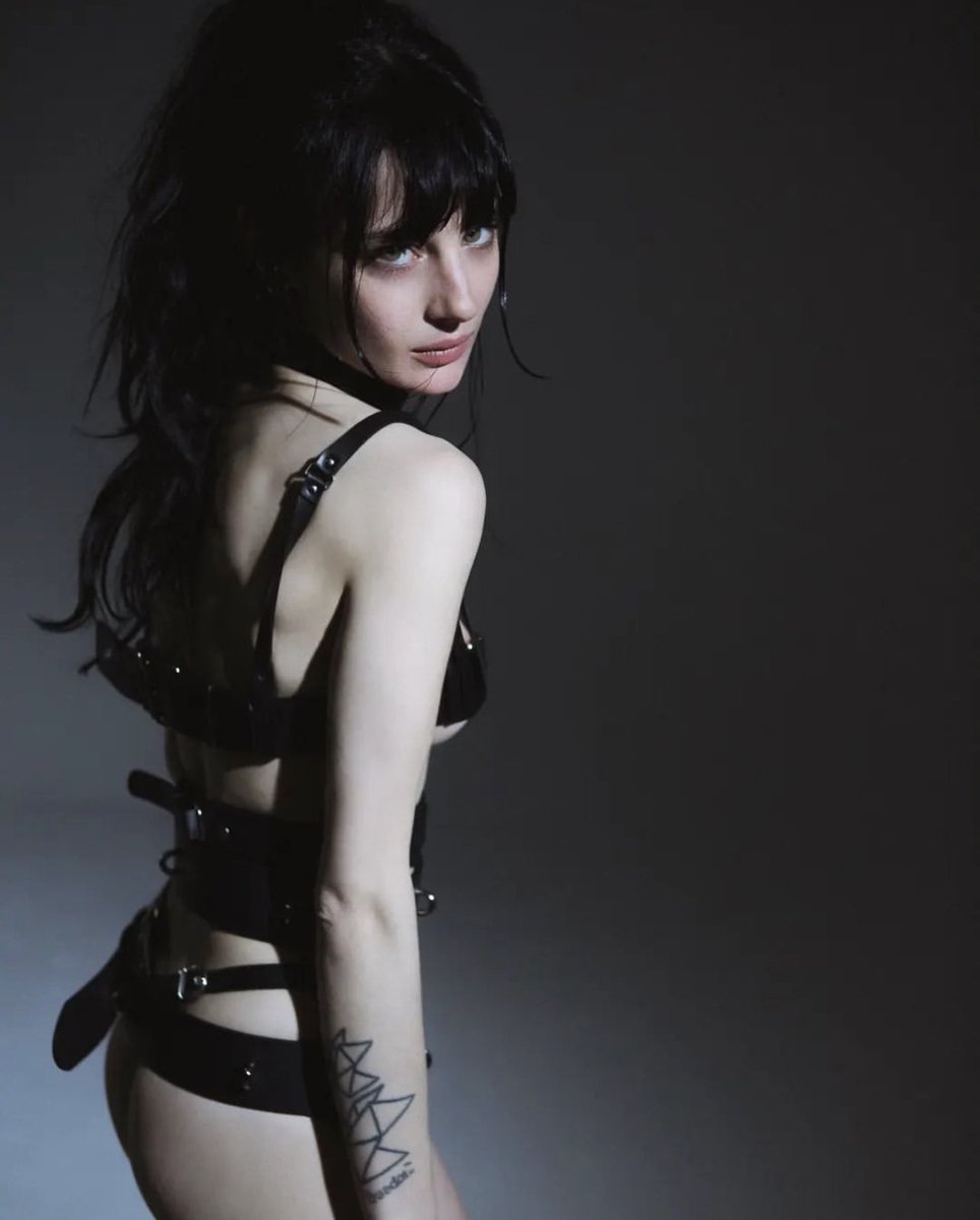alicepfiles's tweet photo. alice pagani ALWAYS serving face &amp; body! https://t.co/xoPpvli9sG