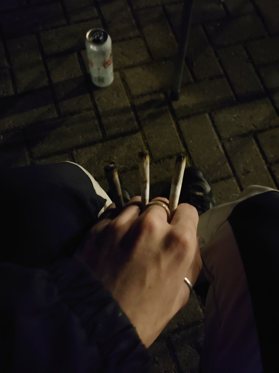 wikijoseo's tweet photo. soy lobezno porro https://t.co/SuXZtkFEVm