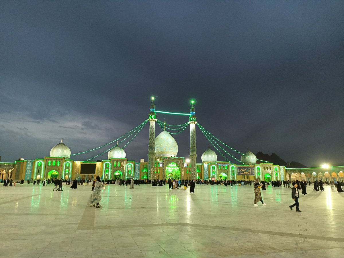 ولقد طلبتك في المَواطِن كُلها
روحي فِداك وطال بي ترحالُها..
.
#اللهم_عجل_لوليك_الفرج
#يا_صاحب_الزمان