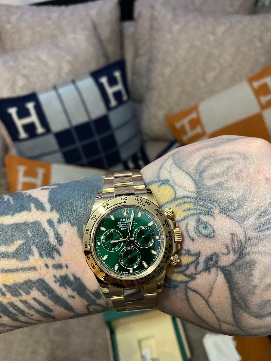 It’s happened. I’ve spent the past 18months refusing to give up on getting this before it’s discontinuation. John Mayer created such a hype with this model, that it’s become near unobtainable. Today, my man Jordan,(ask me for his spot), came through. My personal grail from Rolex.