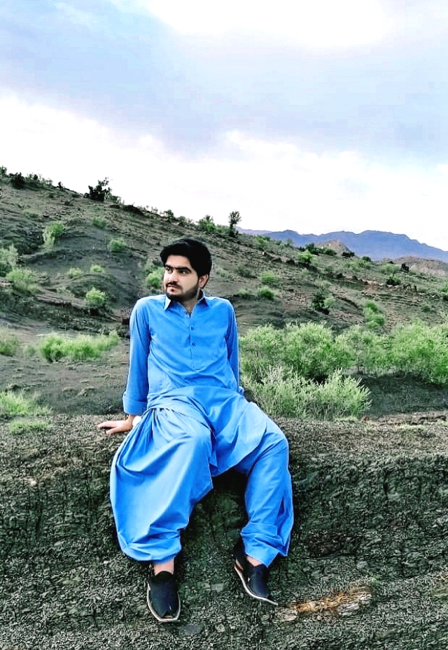 ZZarakKakar's tweet photo. “Be a private person. Live peacefully, https://t.co/JemcWfFh4C