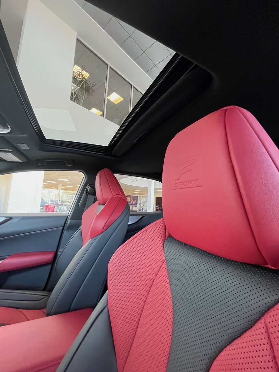Lexus of Royal Oak tweet media