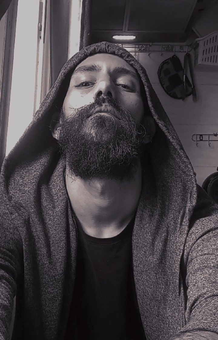Maxim1851991's tweet photo. We think we want sex but it's not always about that, it's about intimacy, to be touched, looked at and admired and feel like someone really gets you that's what we crave . https://t.co/Od162ZzVa1