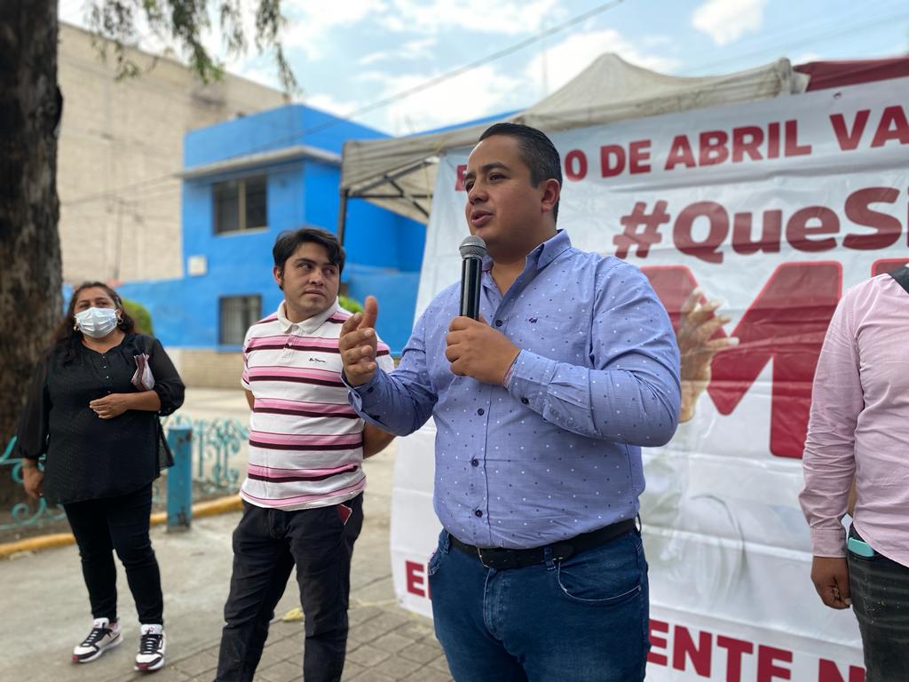 yancolozano's tweet photo. Ahora si podemos hablar de los que nos habrían prohibido.
A participar este 10 de Abril, y #QueSiga🧓🏻 la Democracia de nuestro País.
Apartir de hoy #ColoniaxColonia, como lo hemos echo por años🤝🏻!
#MartinCarrera #Dtto4 #EquipoPasiónXGaM https://t.co/Ju78EgmScD