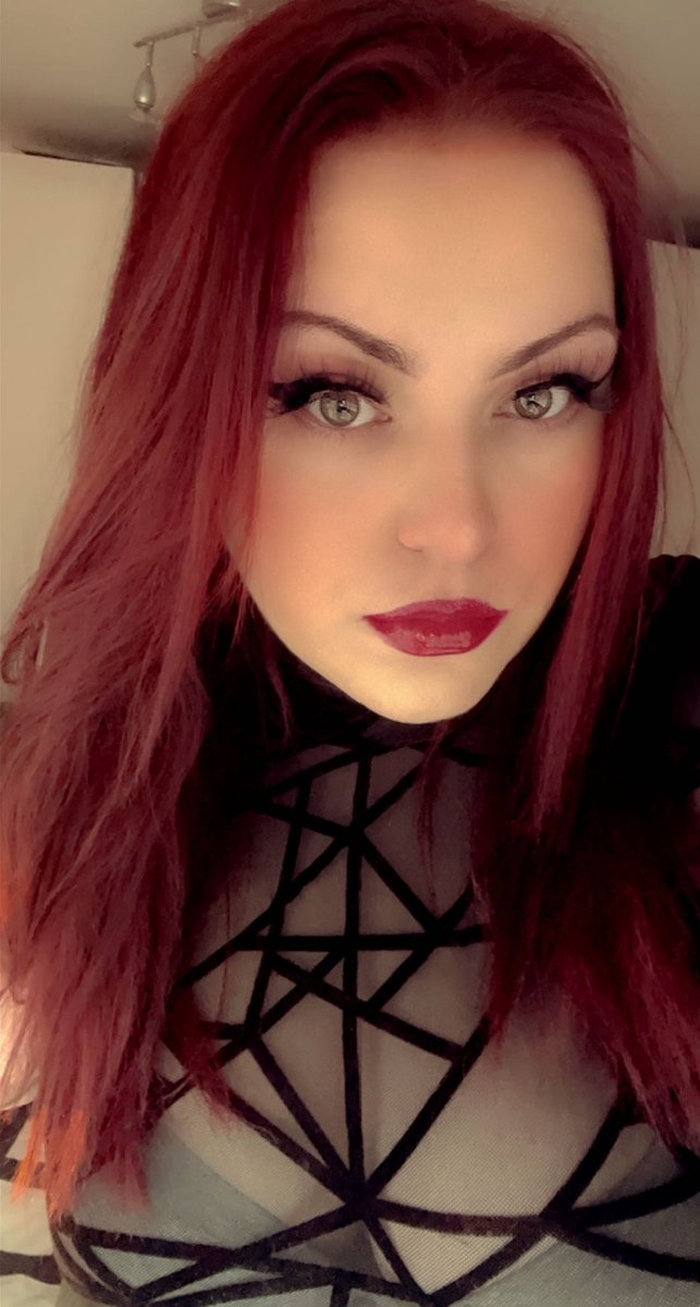 _GoddessGina_'s tweet photo. 🔥🔥🔥RT-Game 🔥🔥🔥
2/2/3 
20 Minuten
2 Kommentare pro Person
Ficken wir das Konto NOCH tiefer ins Minus.
Die Fotze soll ordentlich für mich leiden.
Danke euch ❤
#rtgame #findomrtgame #rtpay #rtgamehelper #rtgames https://t.co/MI5Tj5pm0B