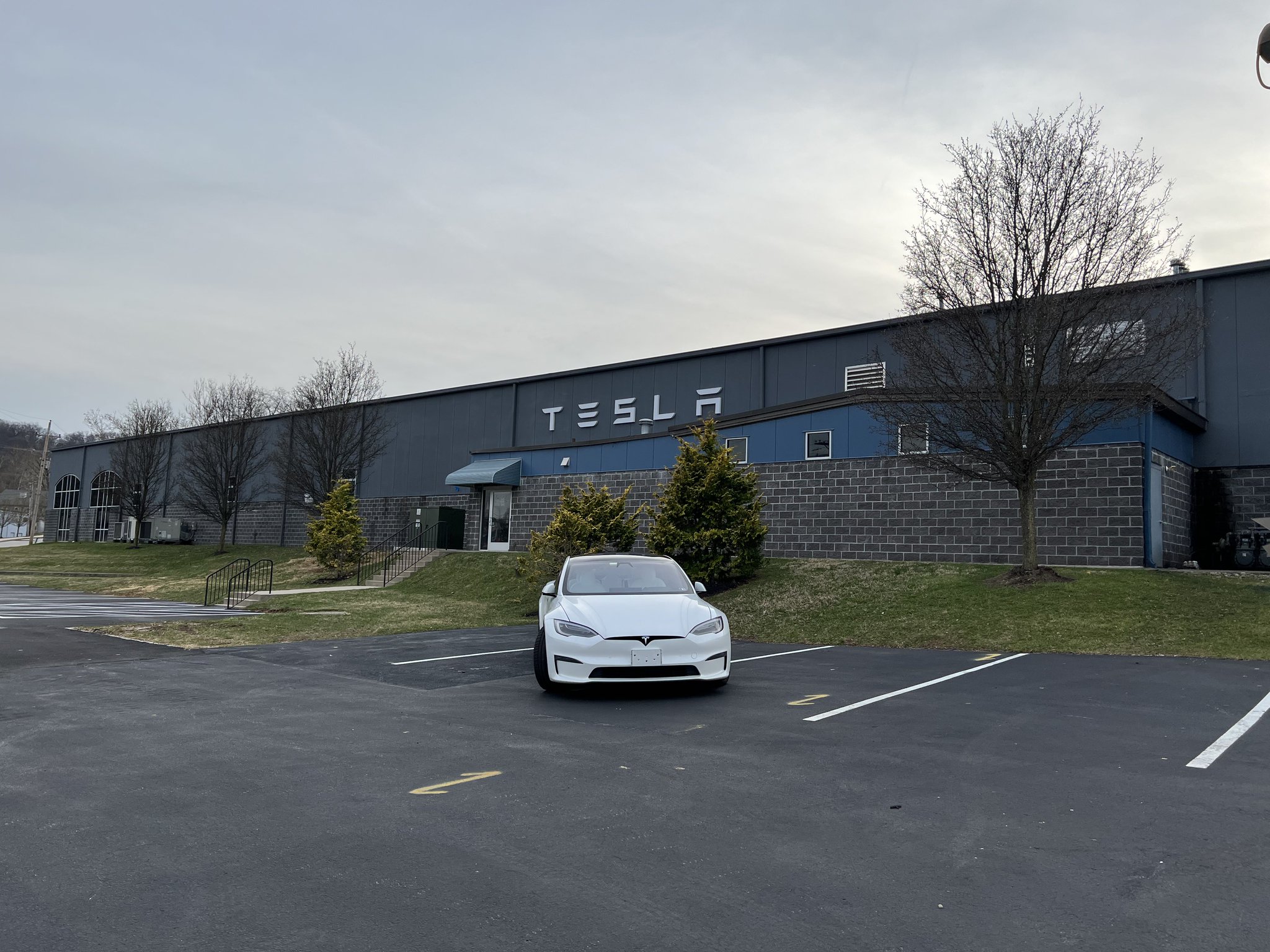 Jeff 💙 ️ on Twitter "EXCLUSIVE Tesla is opening a MASSIVE collision
